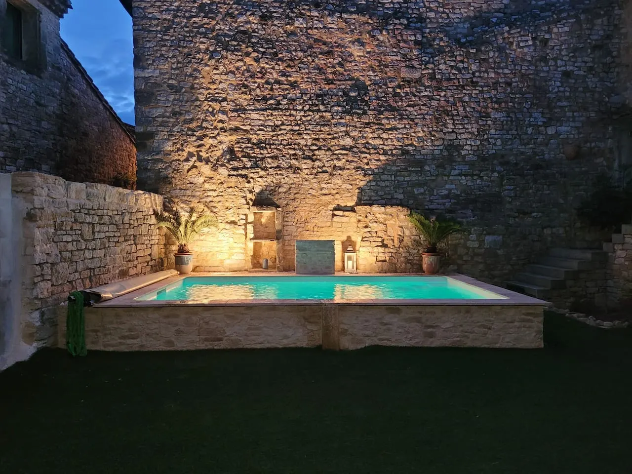 Charmante maison de village paisible avec piscine