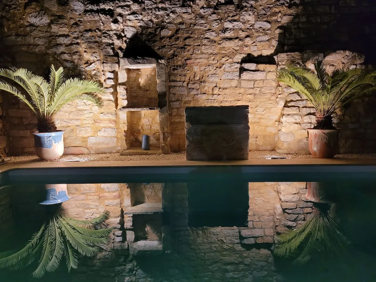 Charmante maison de village paisible avec piscine 10