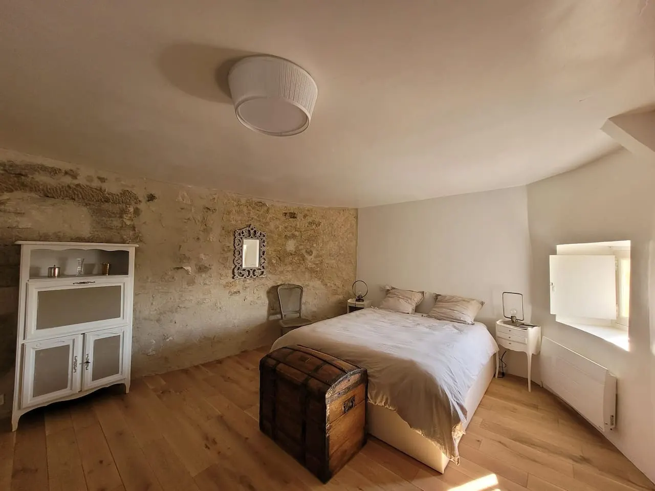 Charmante maison de village paisible avec piscine 17