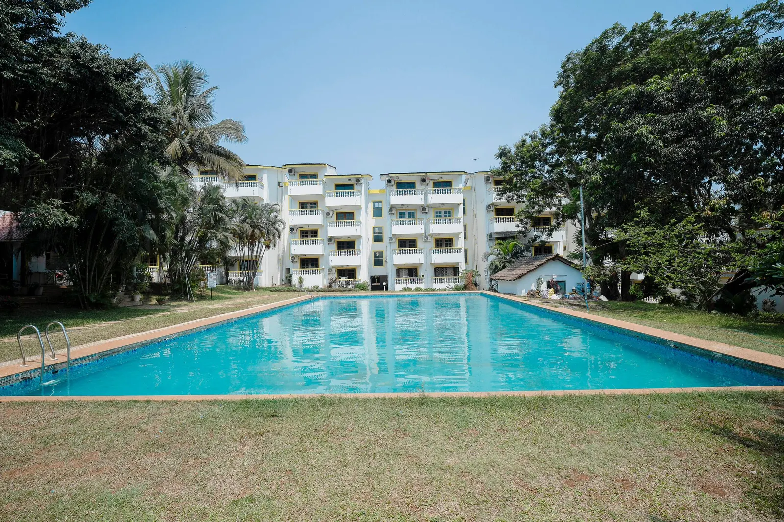 Sakura Tree by Beck Holiday Homes 1BHK with Pool 5