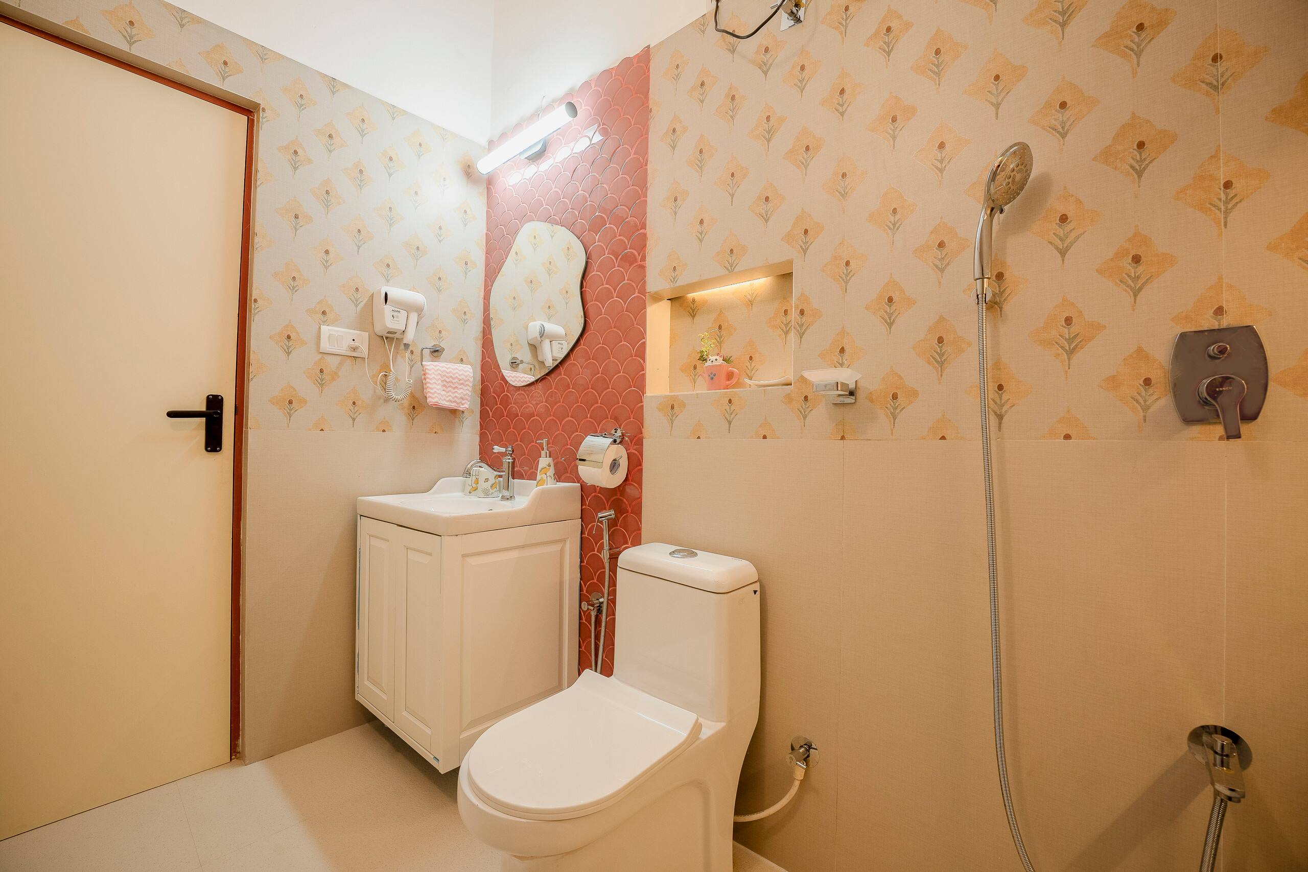 Sakura Tree by Beck Holiday Homes | 1BHK with Pool 13