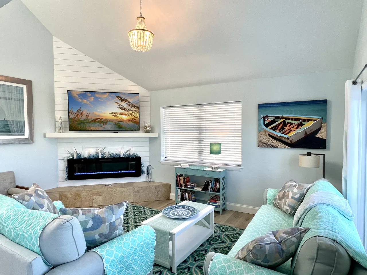 Oceanfront House in the Heart of St. Augustine Beach - Newly Renovated 8