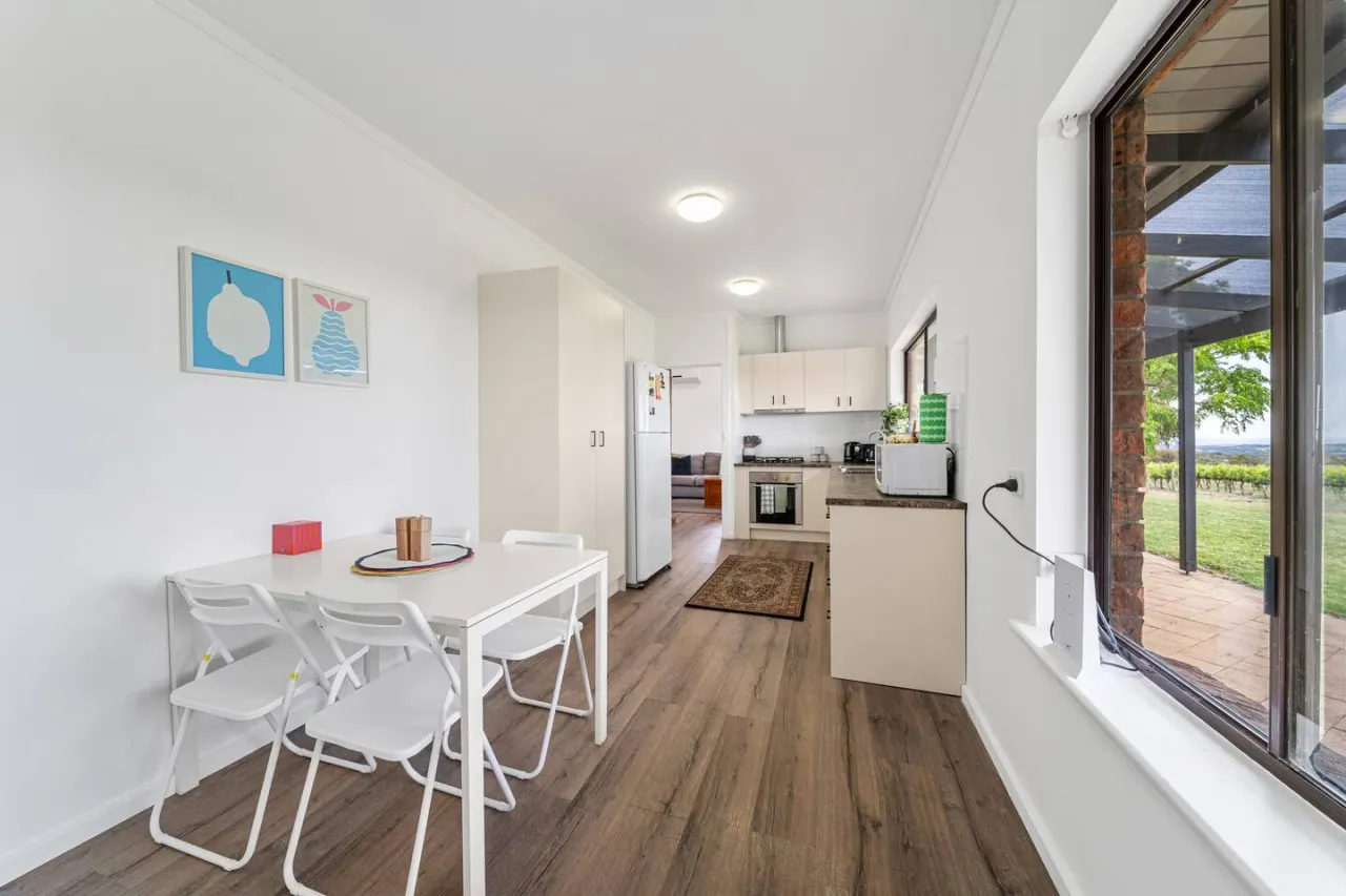 Willunga House - A Scenic Wine Region Stay 15