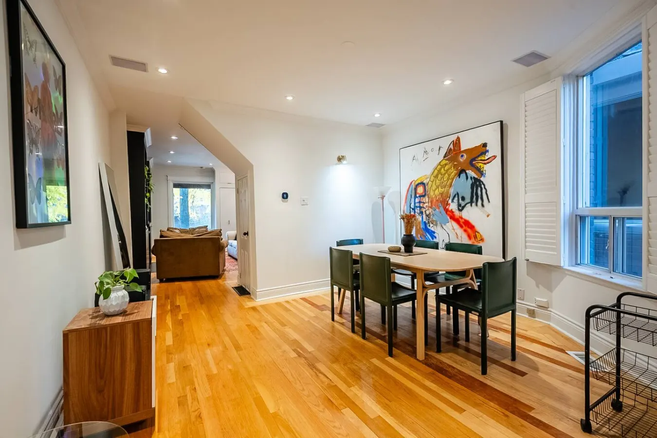 Designer 2BR Home Office & Deck Wychwood Area 7