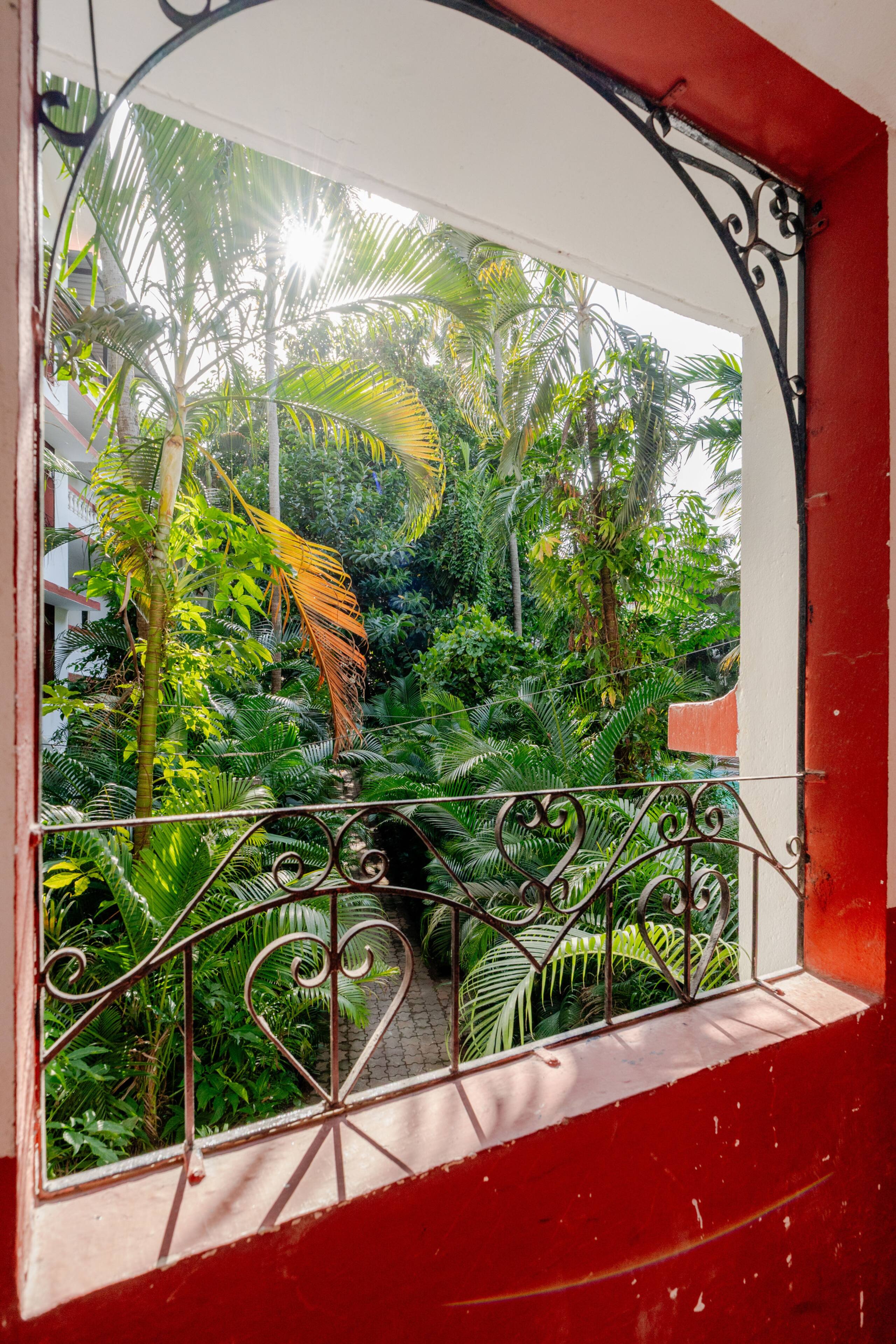BlueBreeze by Rovana | Pool View • Near Baga Beach 31
