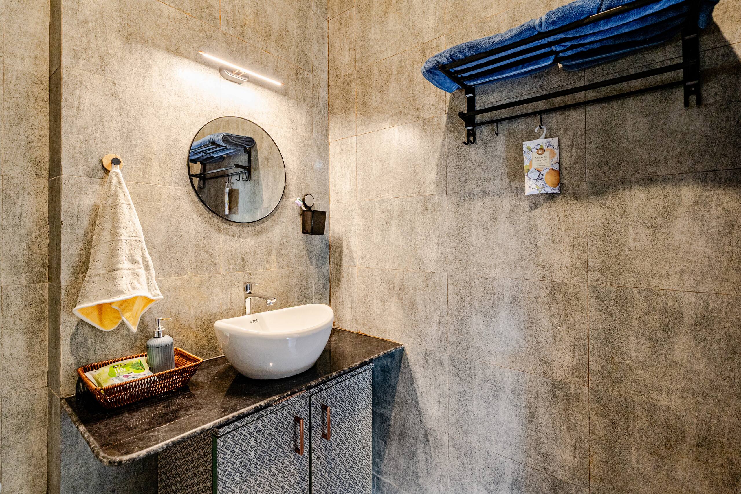 BlueBreeze by Rovana | Pool View • Near Baga Beach 26