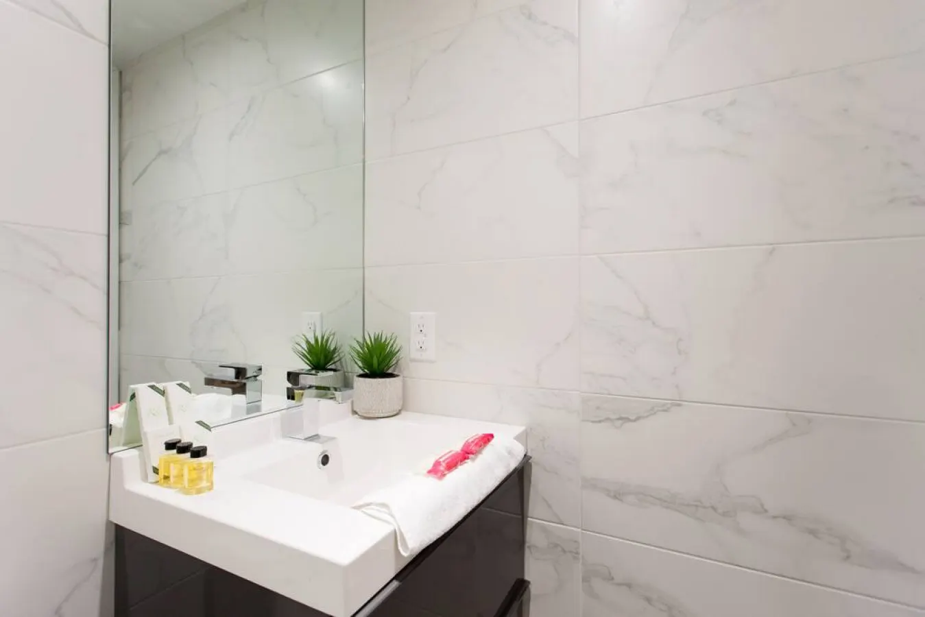 Little Italy - The Santamaria Golden Palms Studio - Unit 403 7