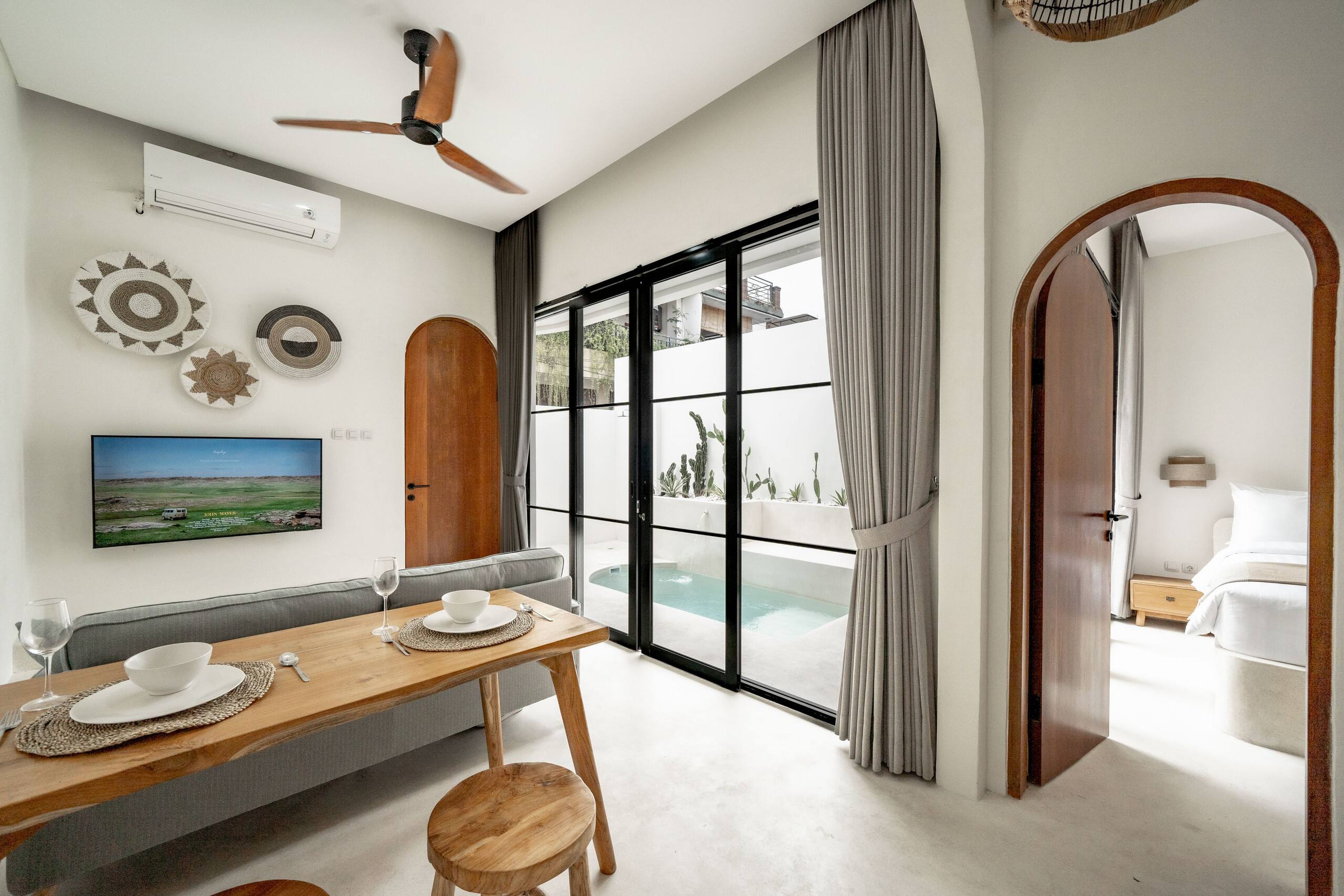 Modern Minimalist Villa in Quiet Residential Area 8