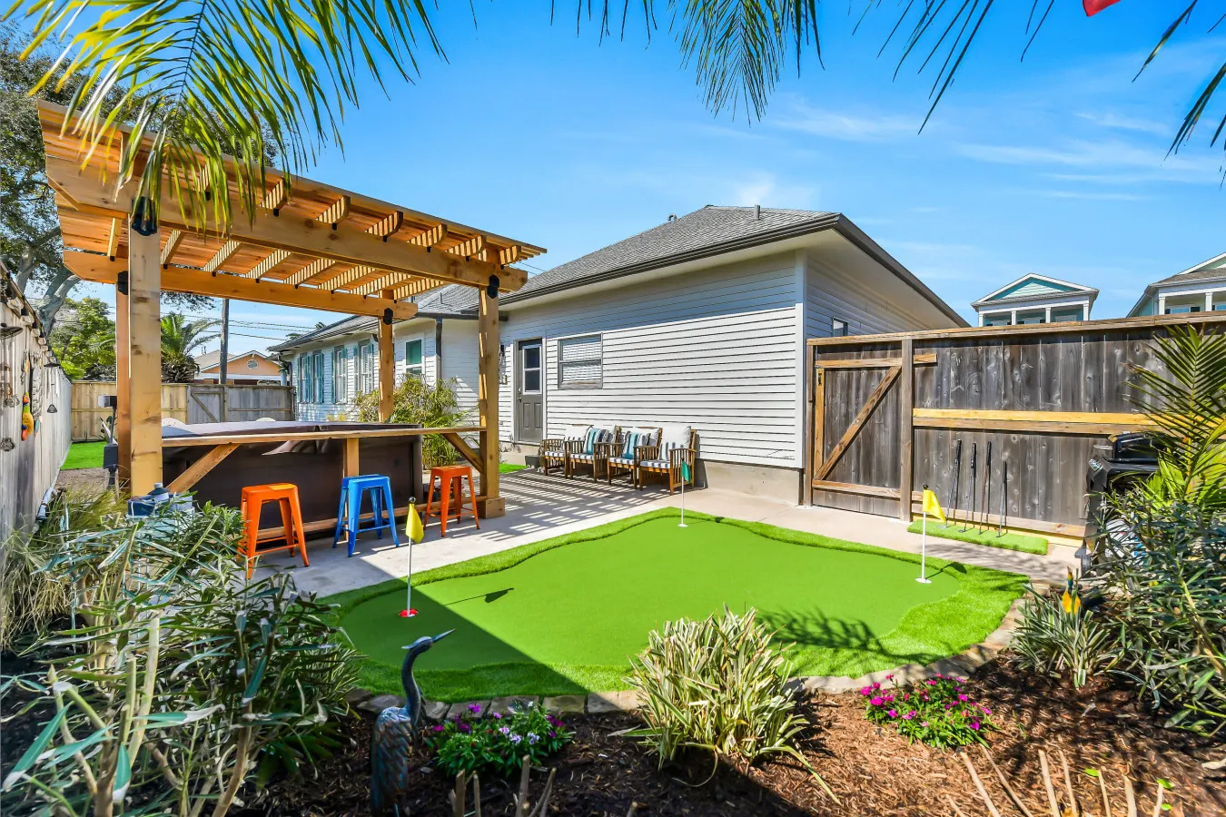 Magnolia Manor a Spacious Beach Retreat w/ Hot Tub 9