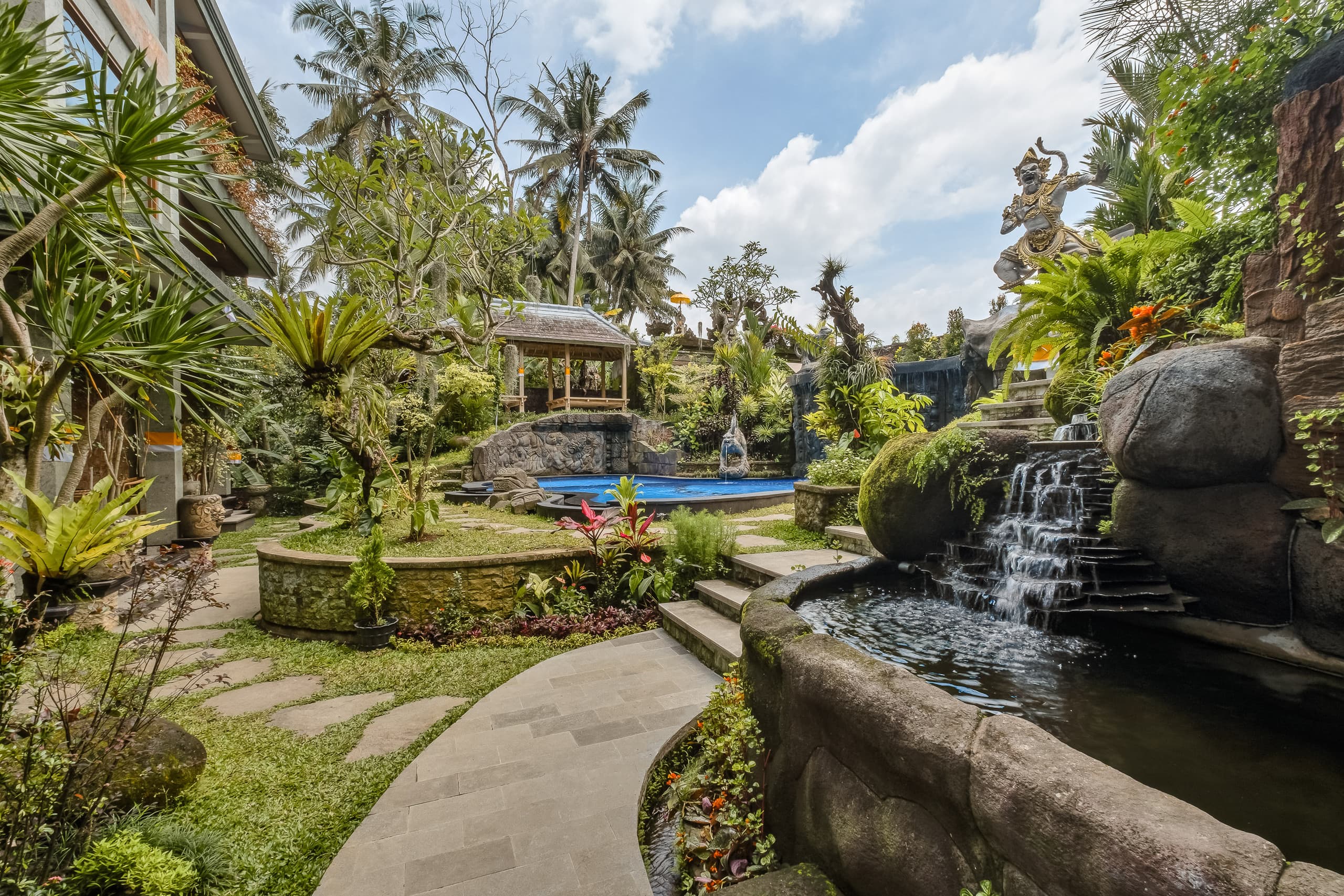 Deluxe Room in Hidden Oasis of Ubud 9