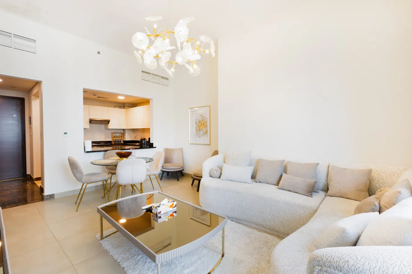 Stunning 1BR with Breathtaking Views of Dubai Marina 13