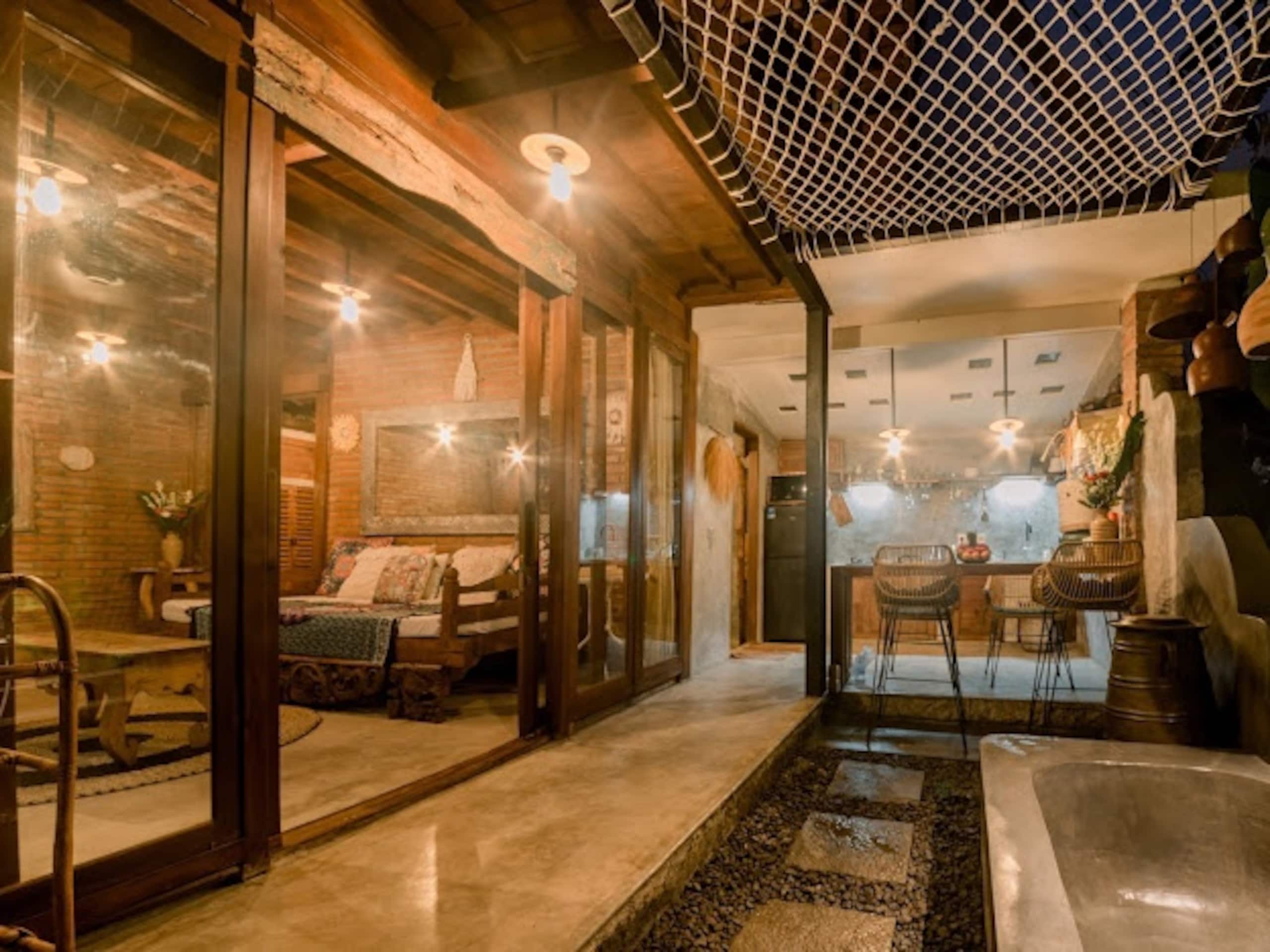 PabuanVilla, private, etnik & Impressive honeymoon 31