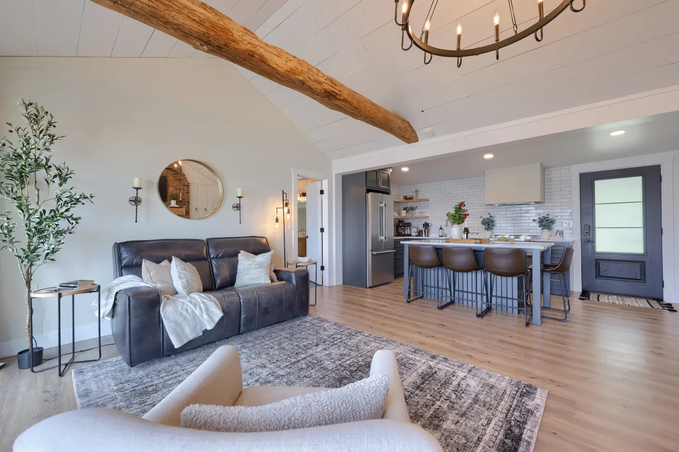 Long Beach Cottage, (romantic couple’s getaway) 18