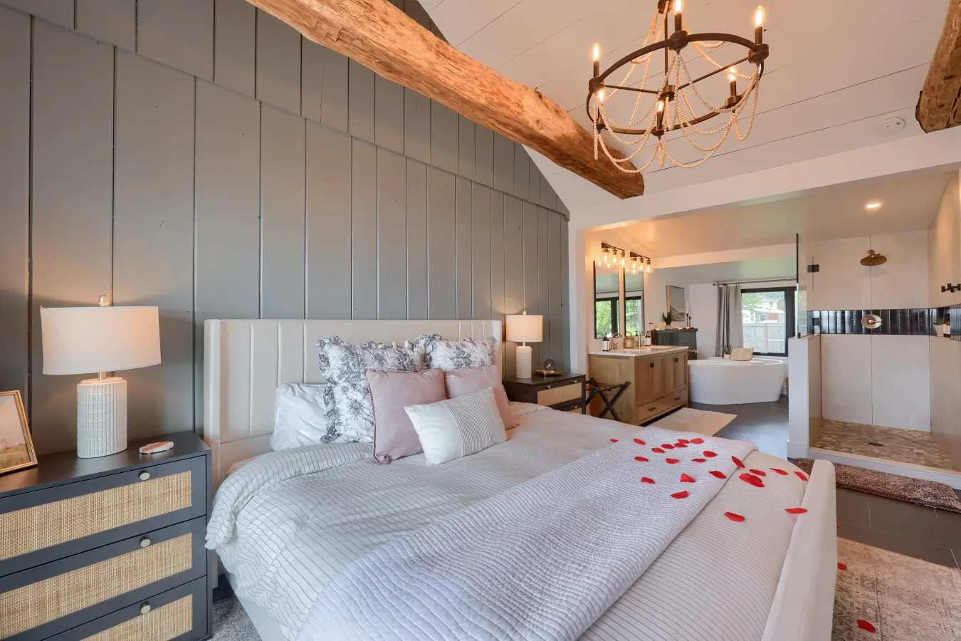 Long Beach Cottage, (romantic couple’s getaway) 20