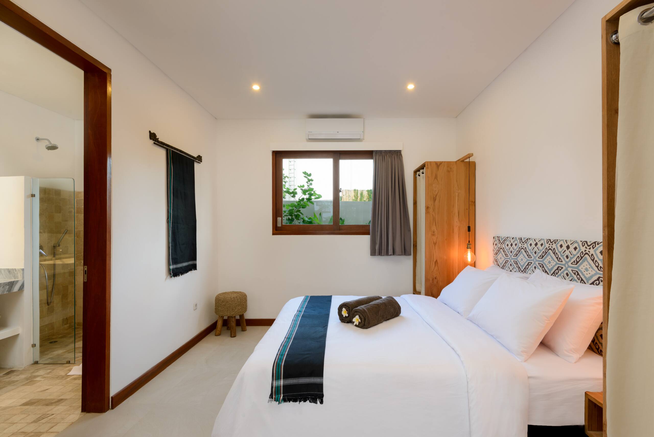 EchoBeachApartment 1BR Quiet Private 100m to beach 14