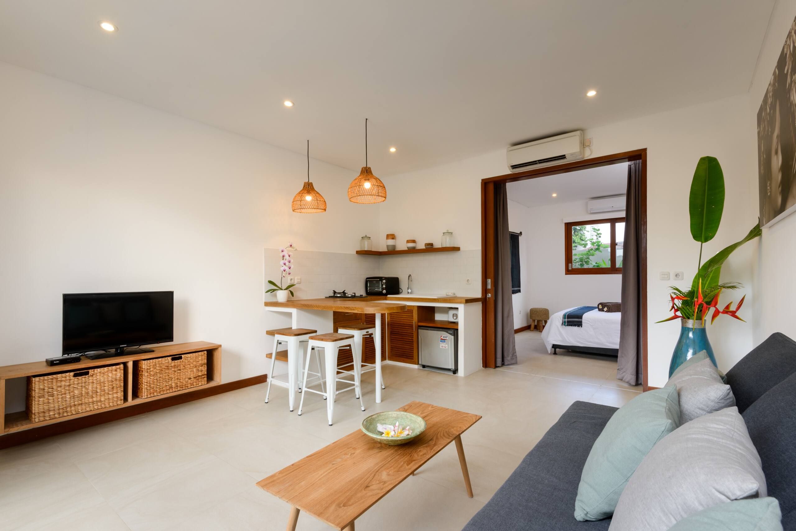 EchoBeachApartment 1BR Quiet Private 100m to beach 7