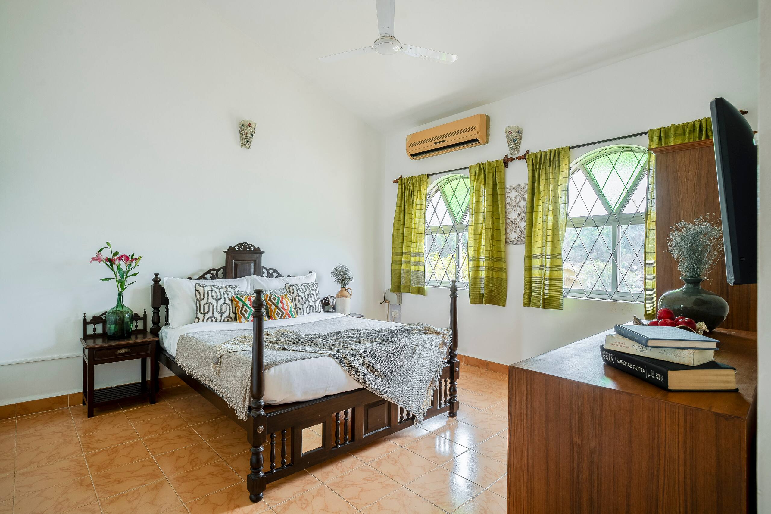 Entire 1BHK Villa | Pool | Anjuna, 10 Min Beach 22