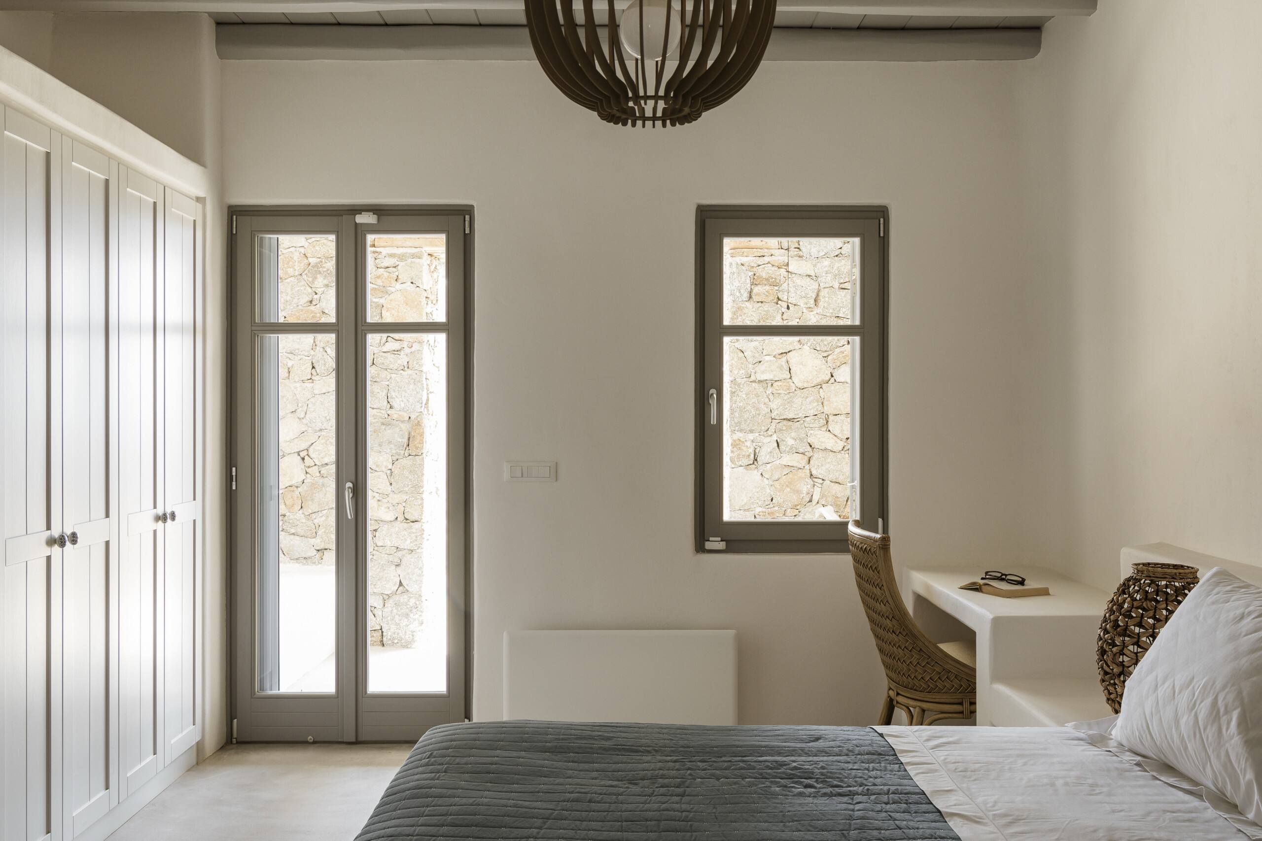 Seafront 9bdr Serenity in Mykonos 16