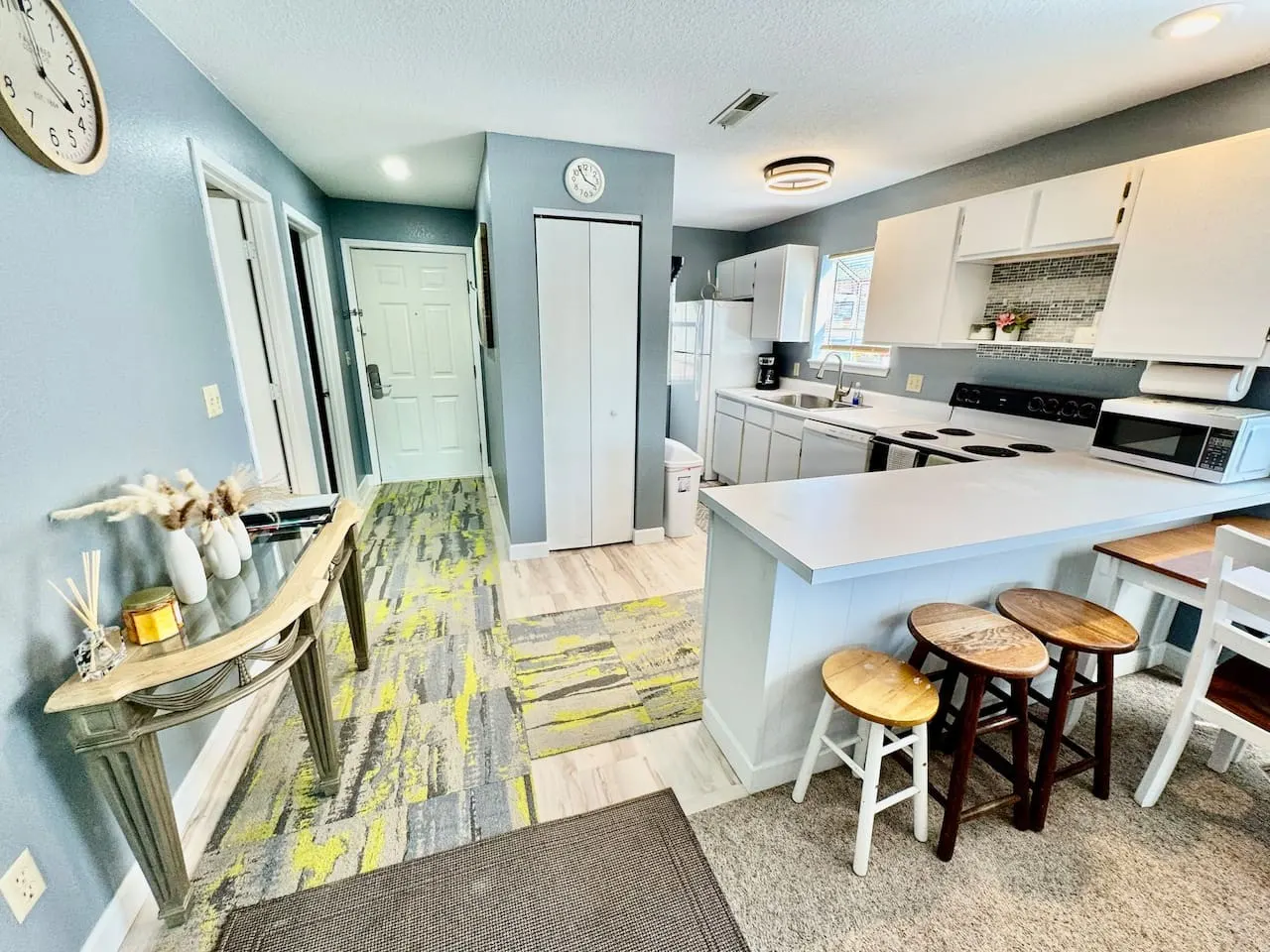 SDC Ground Level Condo — photo 4