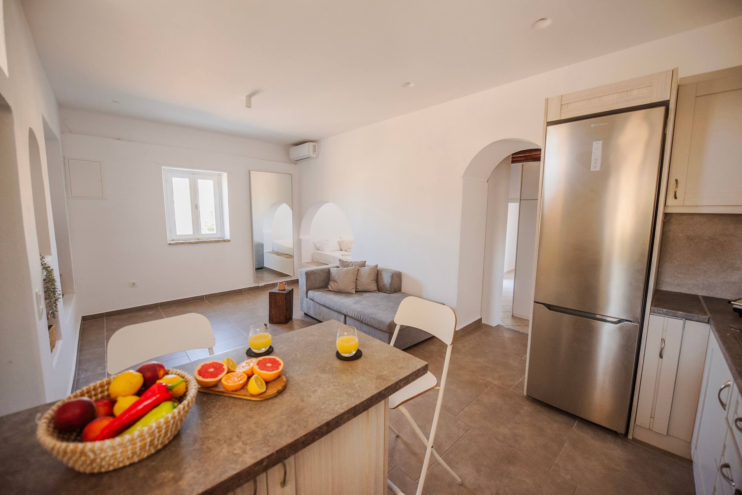 Little white house \nphiliris_mykonos 17