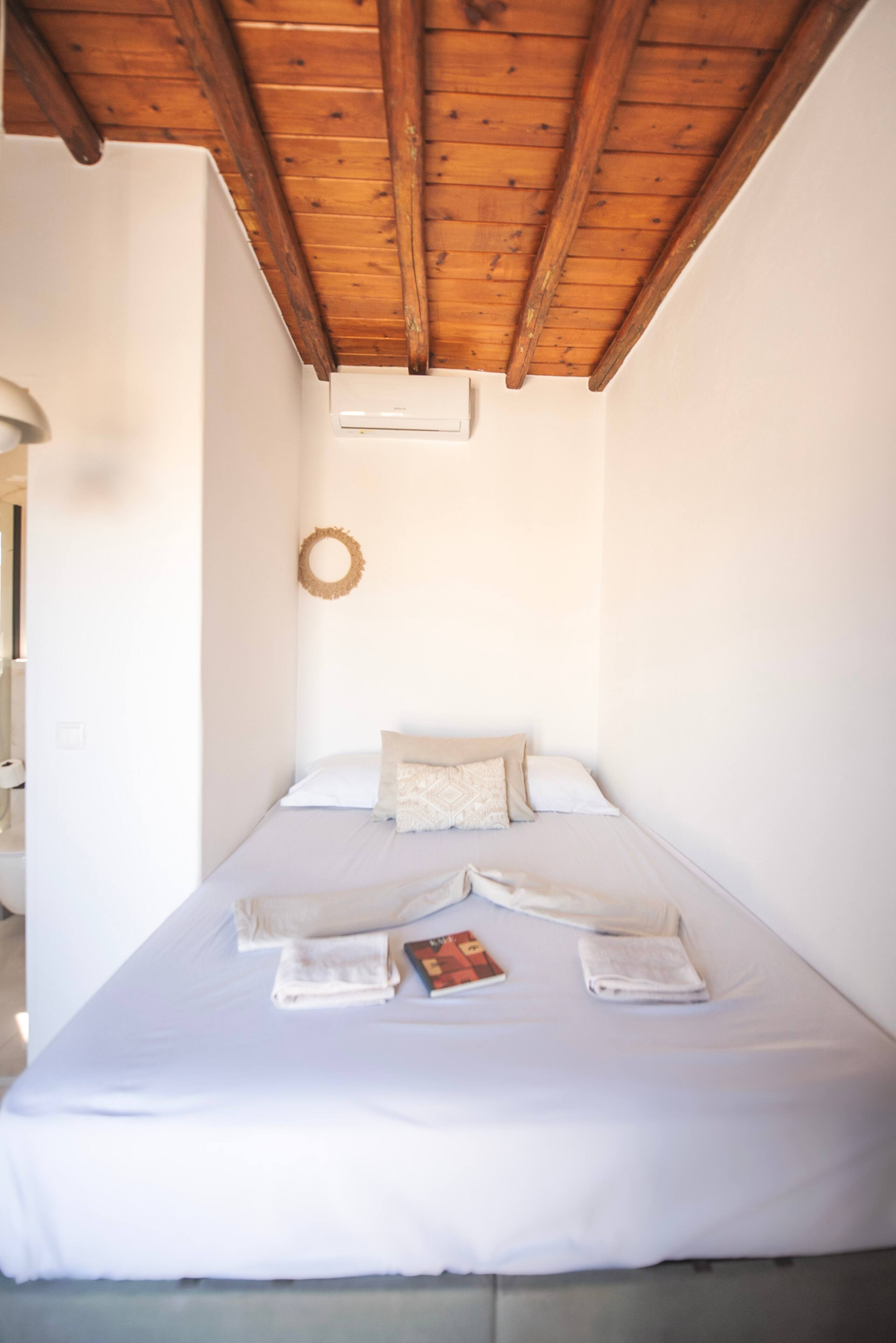 Little white house \nphiliris_mykonos 30