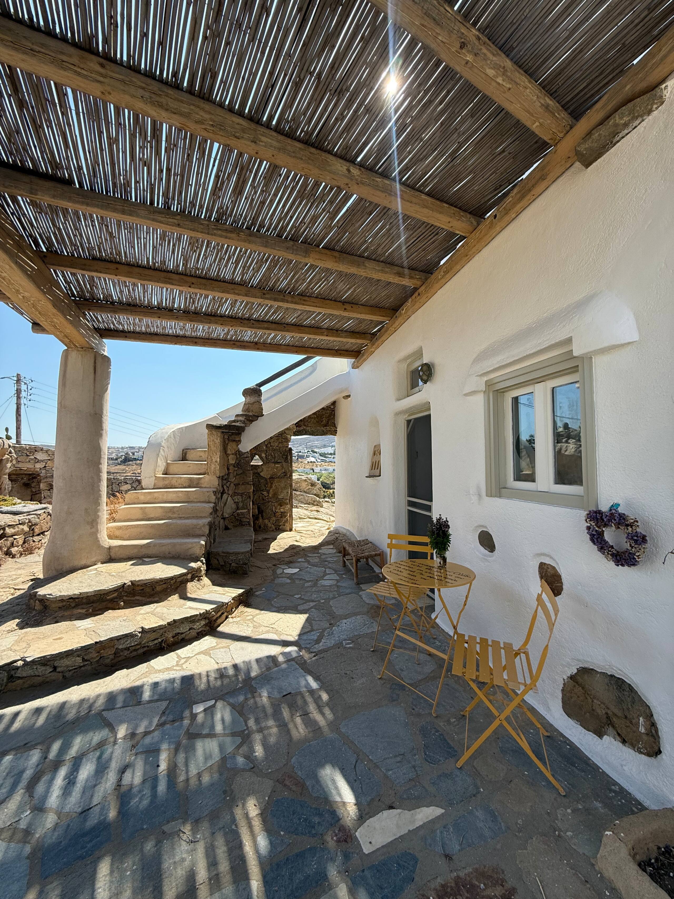 Little white house \nphiliris_mykonos — photo 2