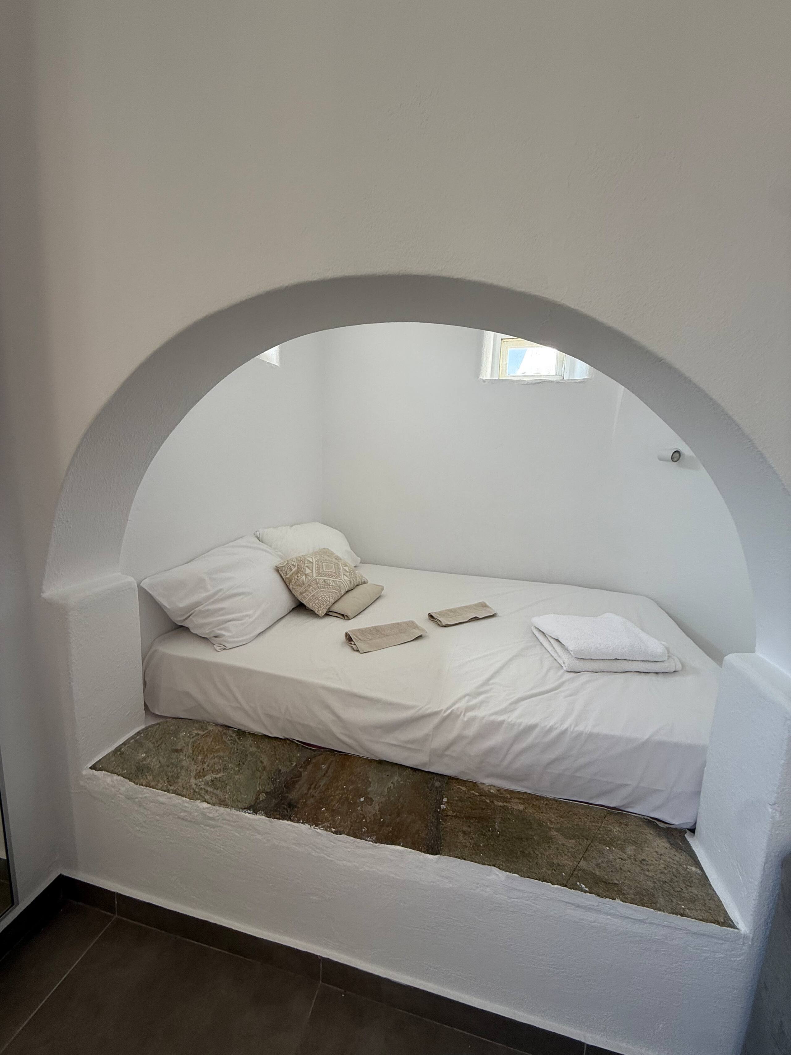 Little white house \nphiliris_mykonos 6