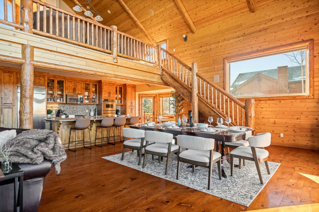 Hawk Ridge Chalet, Hot Tub, Views and Firepit 13