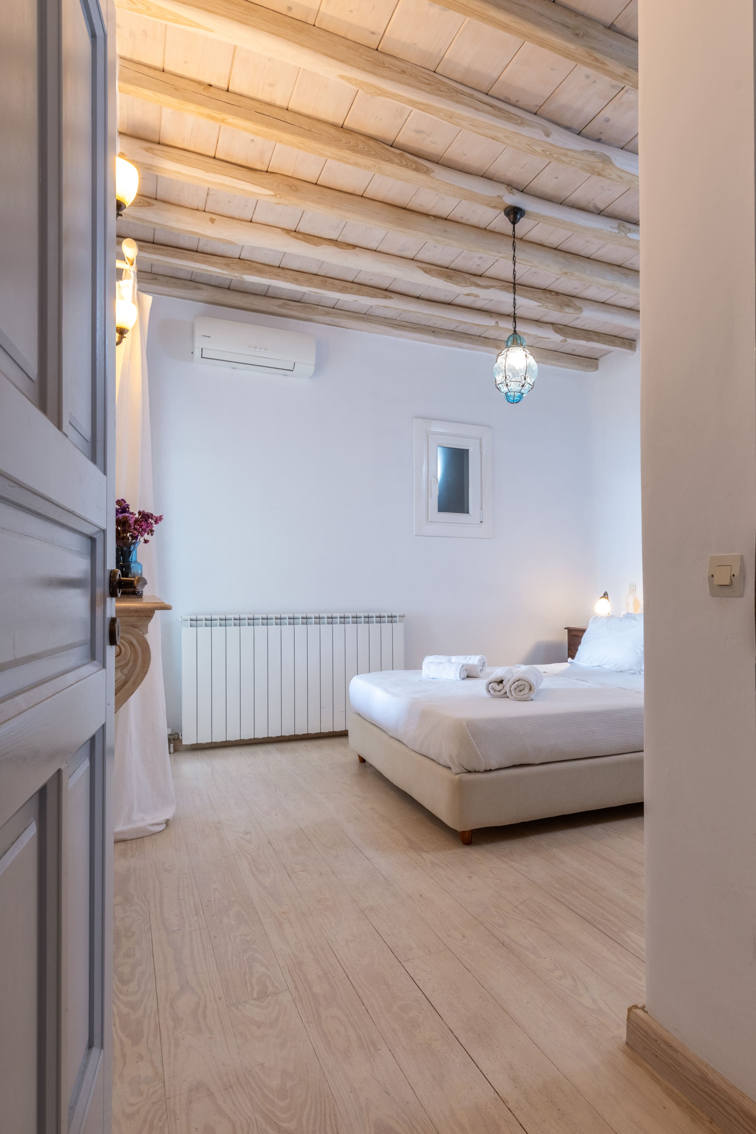 SUMMER MOOD VILLAS - 12 Bedrooms (24+4 people) 36