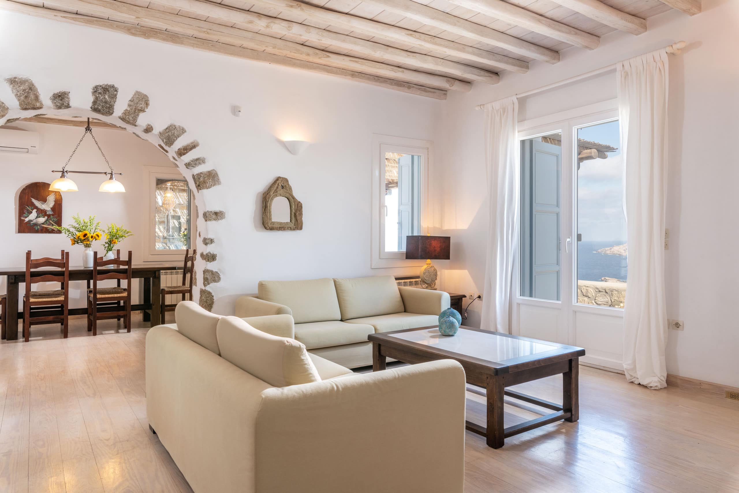 SUMMER MOOD VILLAS - 12 Bedrooms (24+4 people) 24