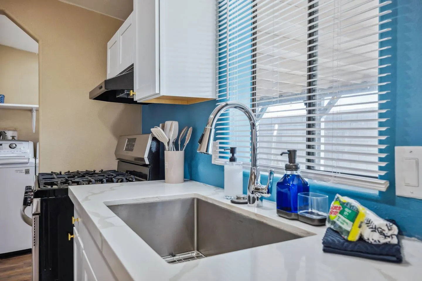 "Summer Breeze" Spa Games 2bd Sleeps 8 19
