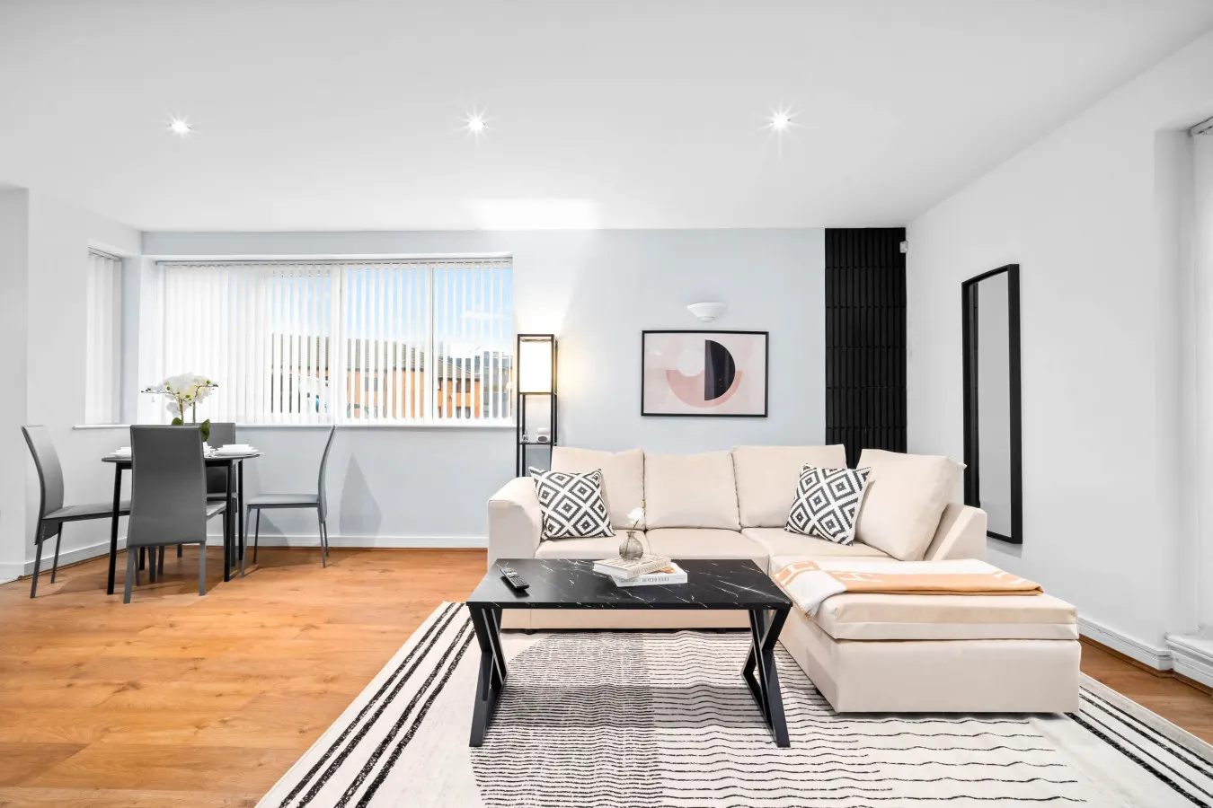 Modern 2 Bedroom Apartment - Jewellery Quarter - Netflix 10