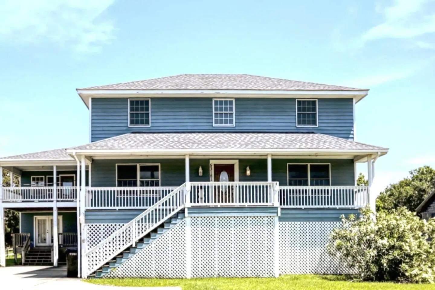 2 Mi to Beach Hot Tub Bright & Modern 20