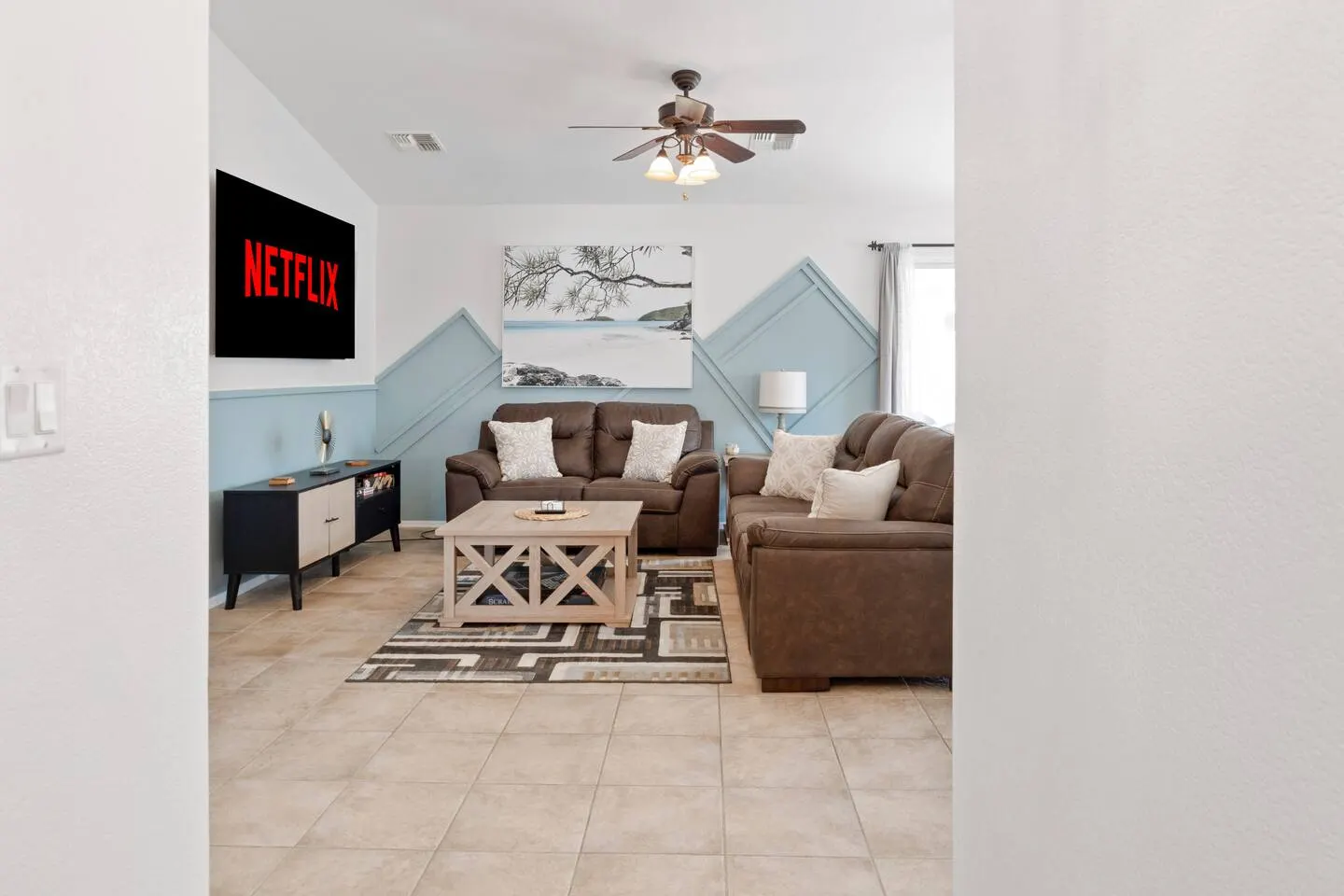 Tropic Vibes NEW POOL & GAME ROOM Pet-Friendly 12