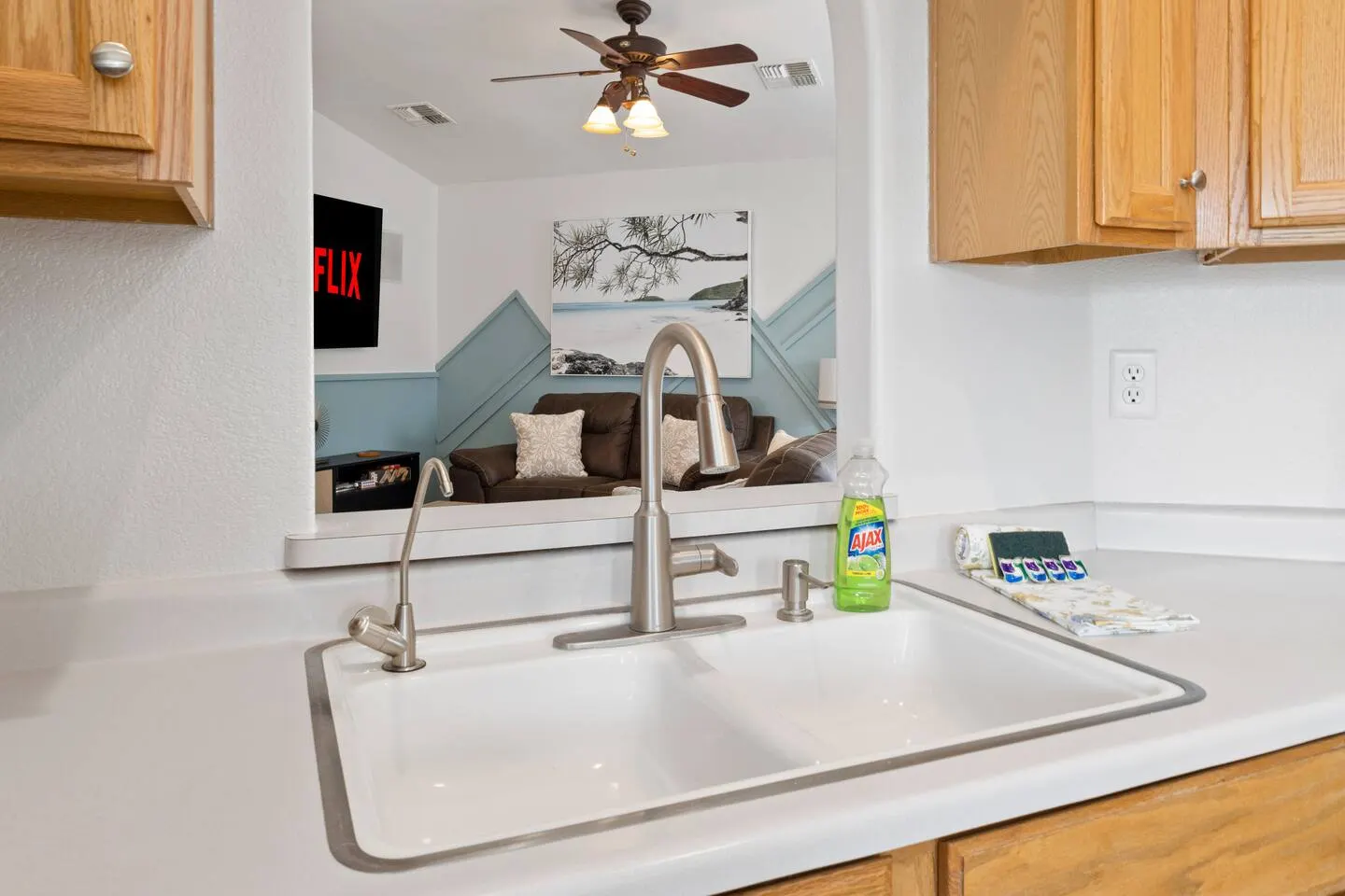 Tropic Vibes NEW POOL & GAME ROOM Pet-Friendly 19
