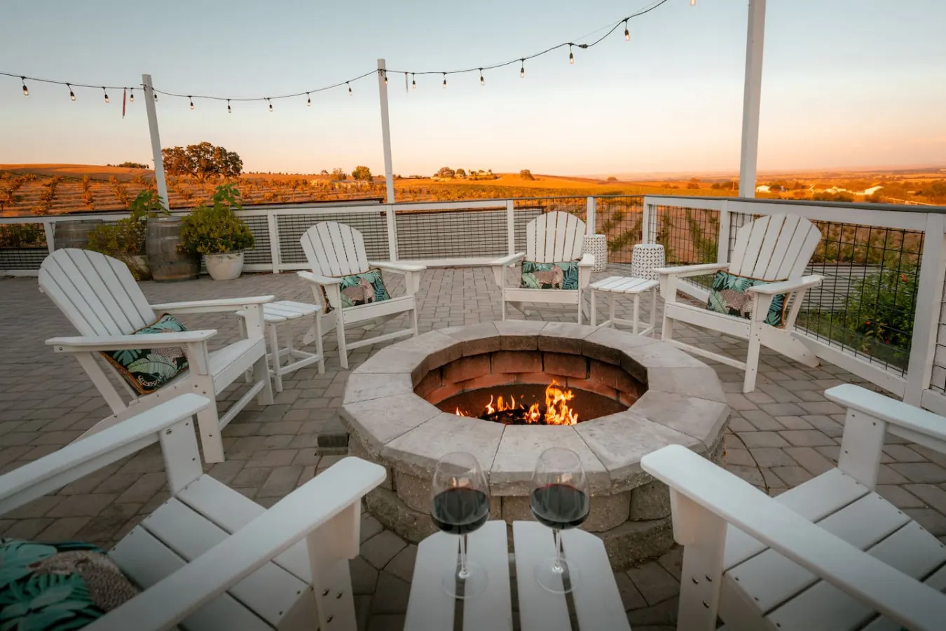 Sunset Vineyard Suite with EV Charger — photo 2