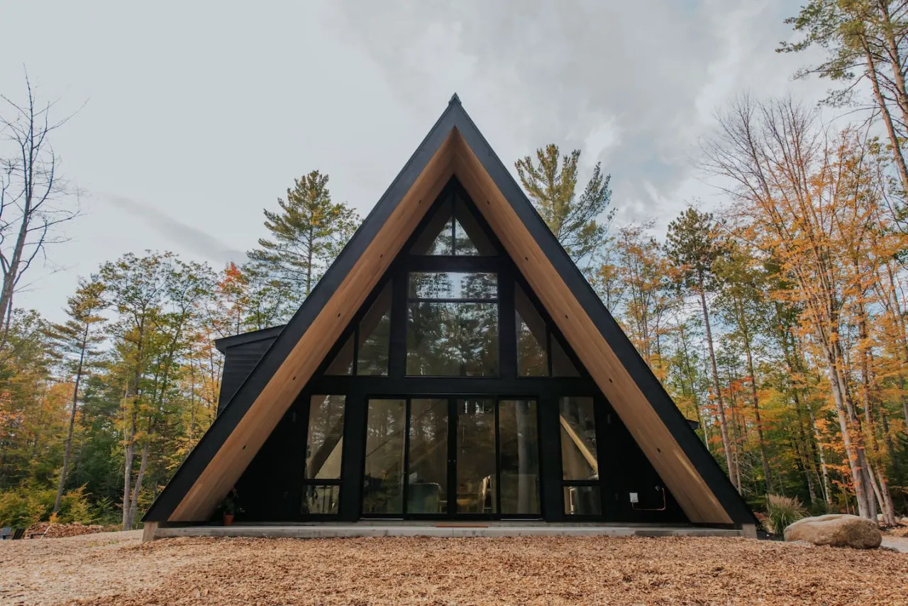 Luxury A-Frame on 6 acres w/ hot tub by Sunday River 12