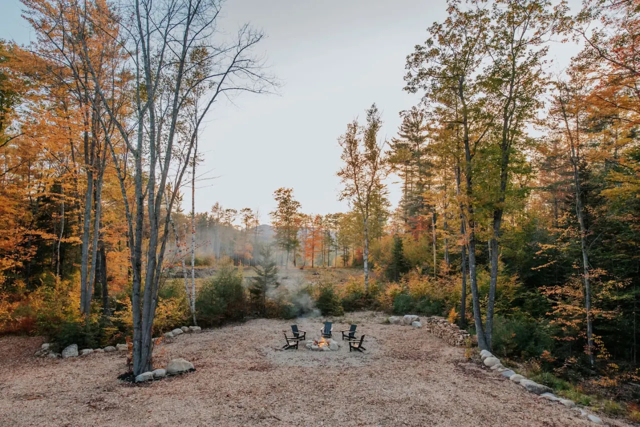 Luxury A-Frame on 6 acres w/ hot tub by Sunday River 16