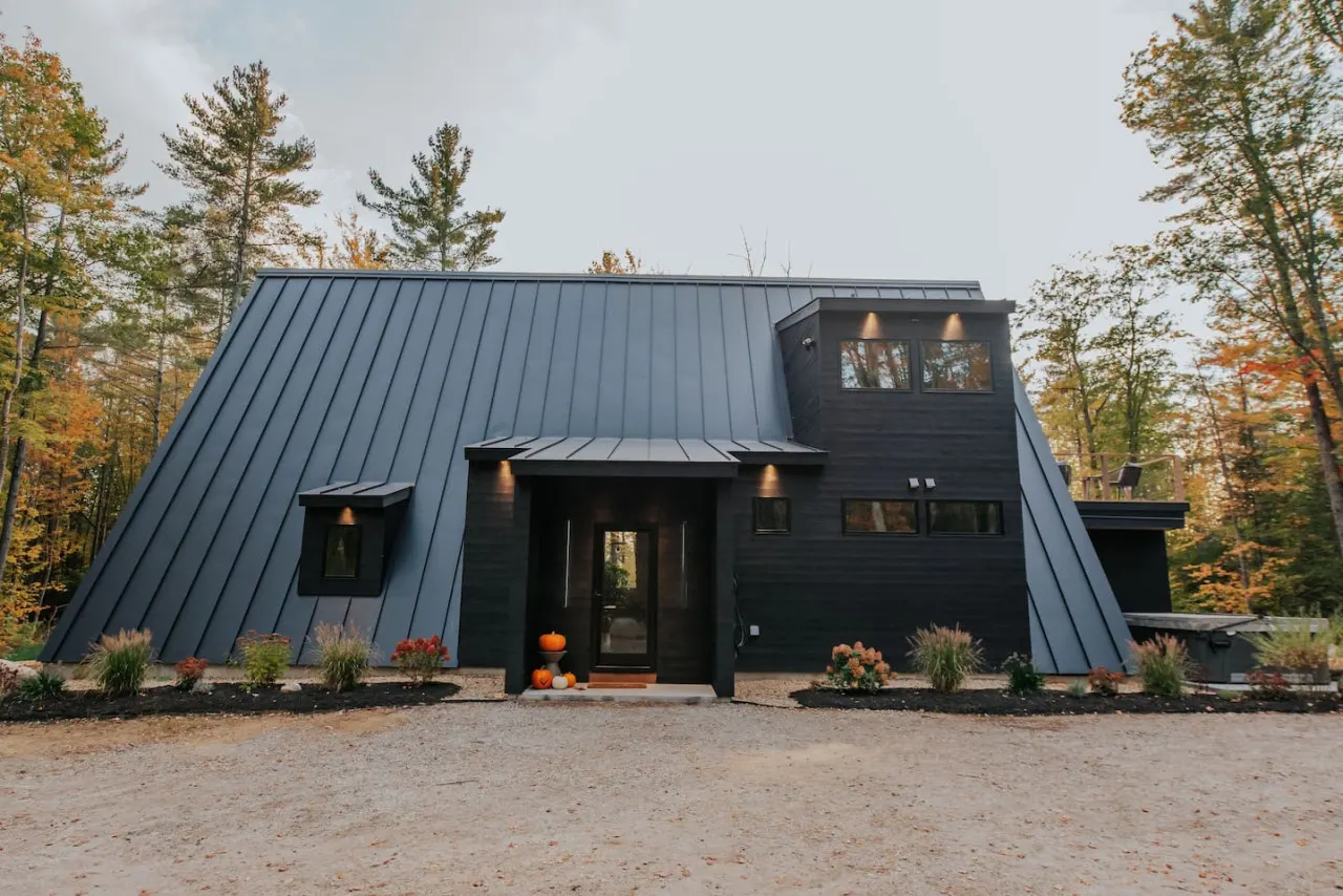 Luxury A-Frame on 6 acres w/ hot tub by Sunday River 7