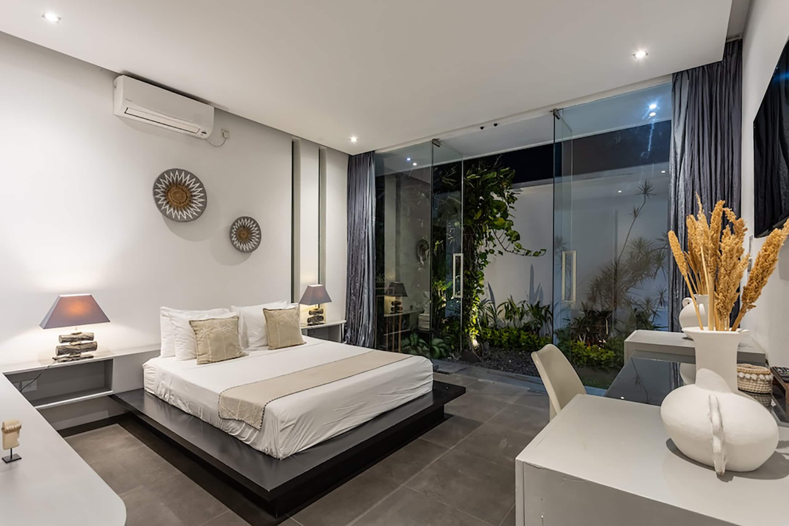 New 2-Villa Complex-10min walk Seminyak Oberoi 26