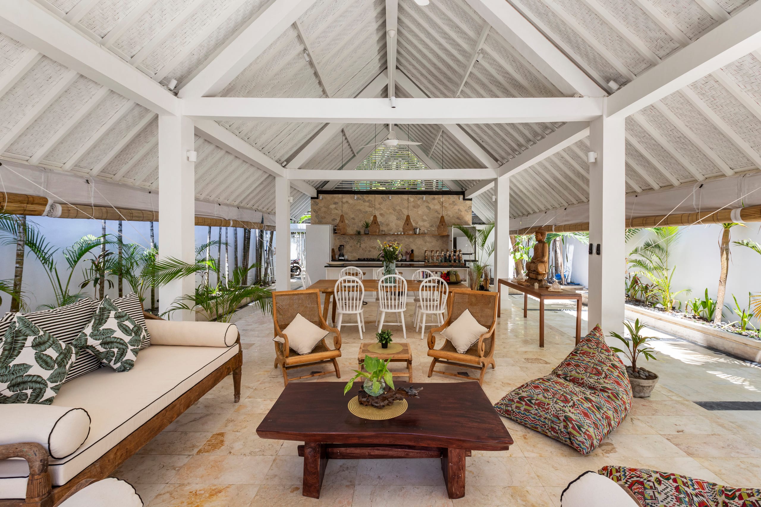 Romantic 2BR Pool Villa • Petitenget Hideaway