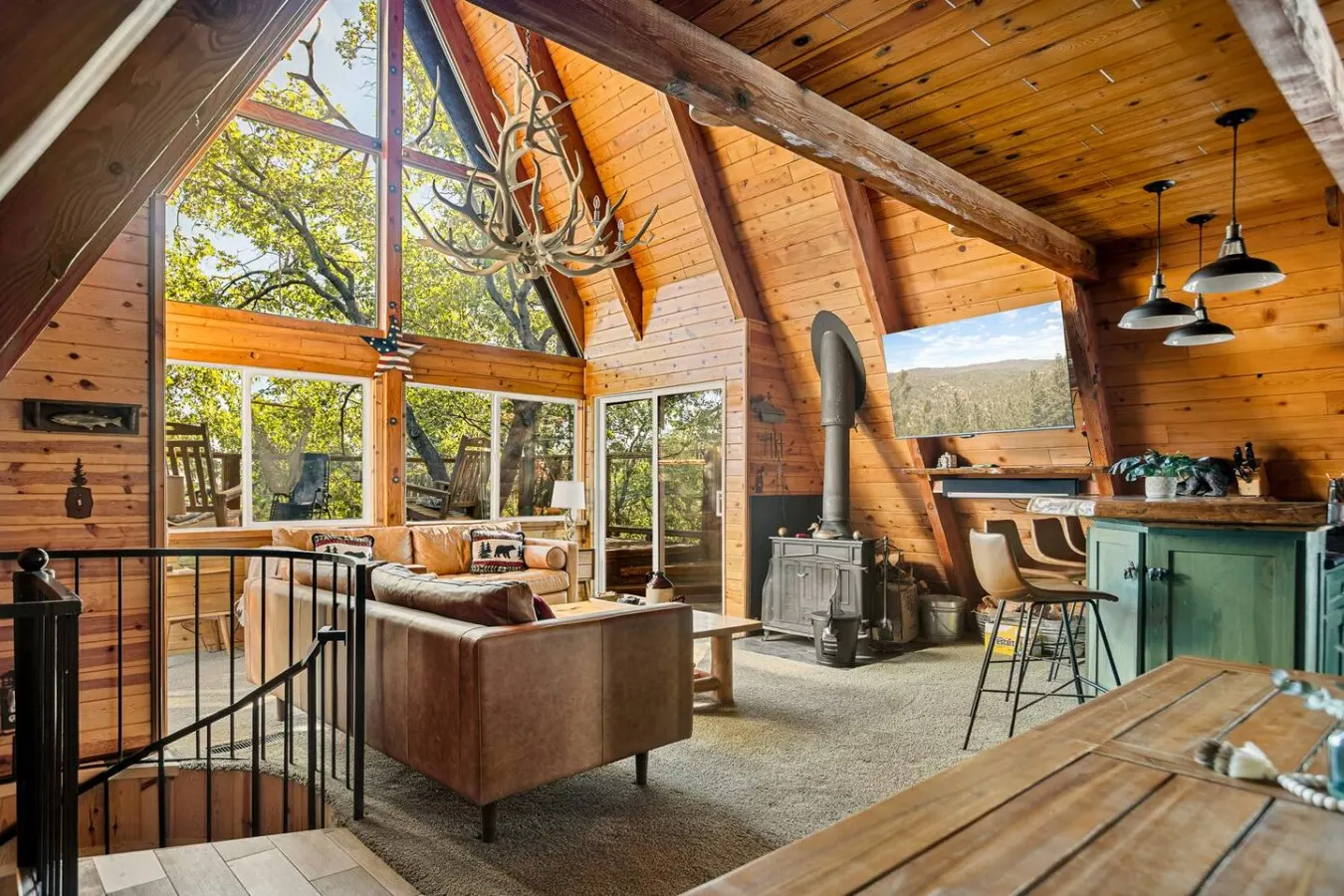 NEW A-Frame 4BR Hot Tub, Mtn Views, Game Loft 10