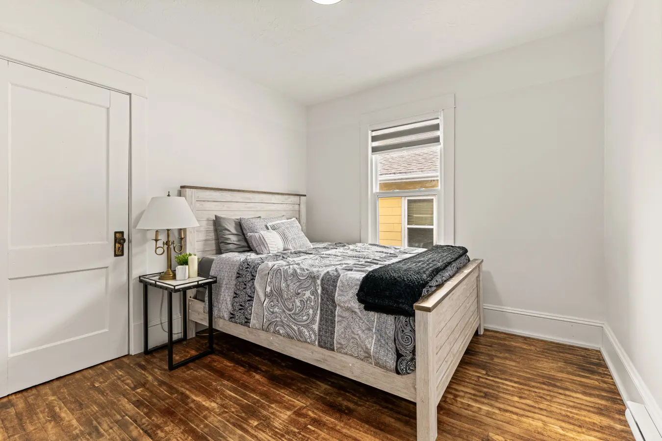 The Big City Stay Sleeps 11 Walkable Location 19