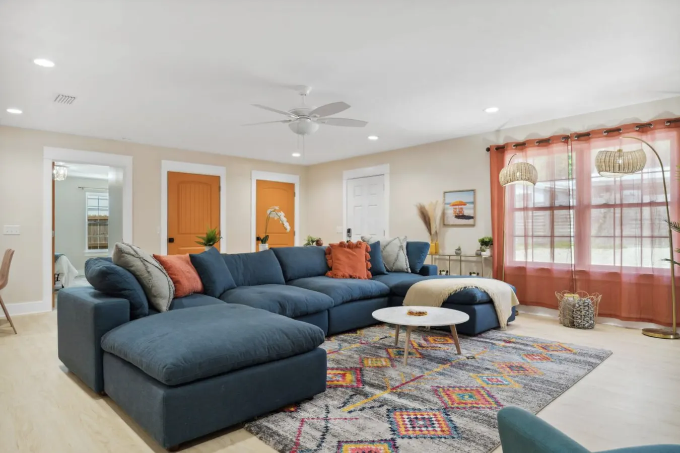 1Min walk to Beach 9Bedrm, GameRm, Htd pool, sleeps20, Pet+ 13