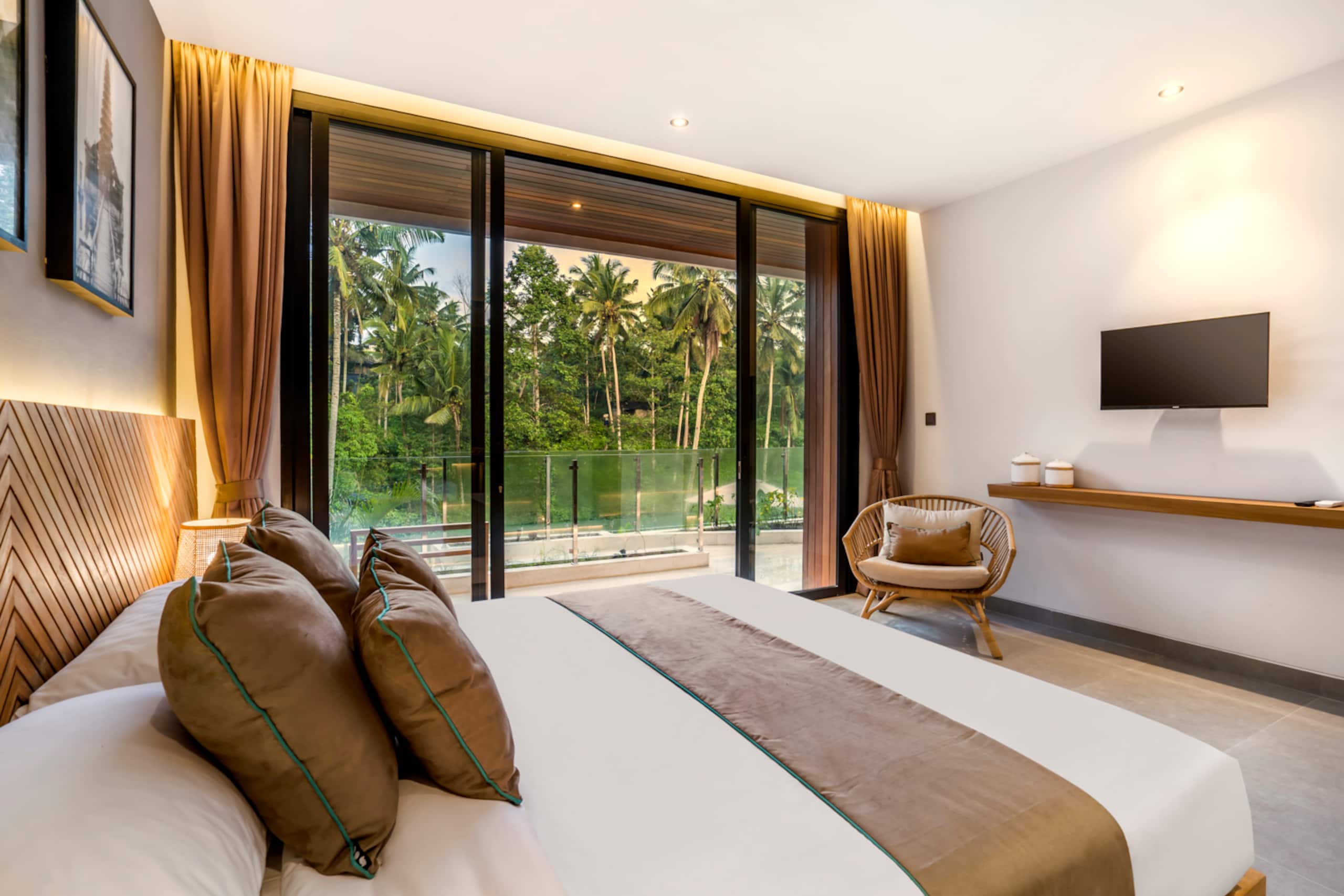 Belihara Cozy 4BR Pool Villa Surrounds by Nature 19
