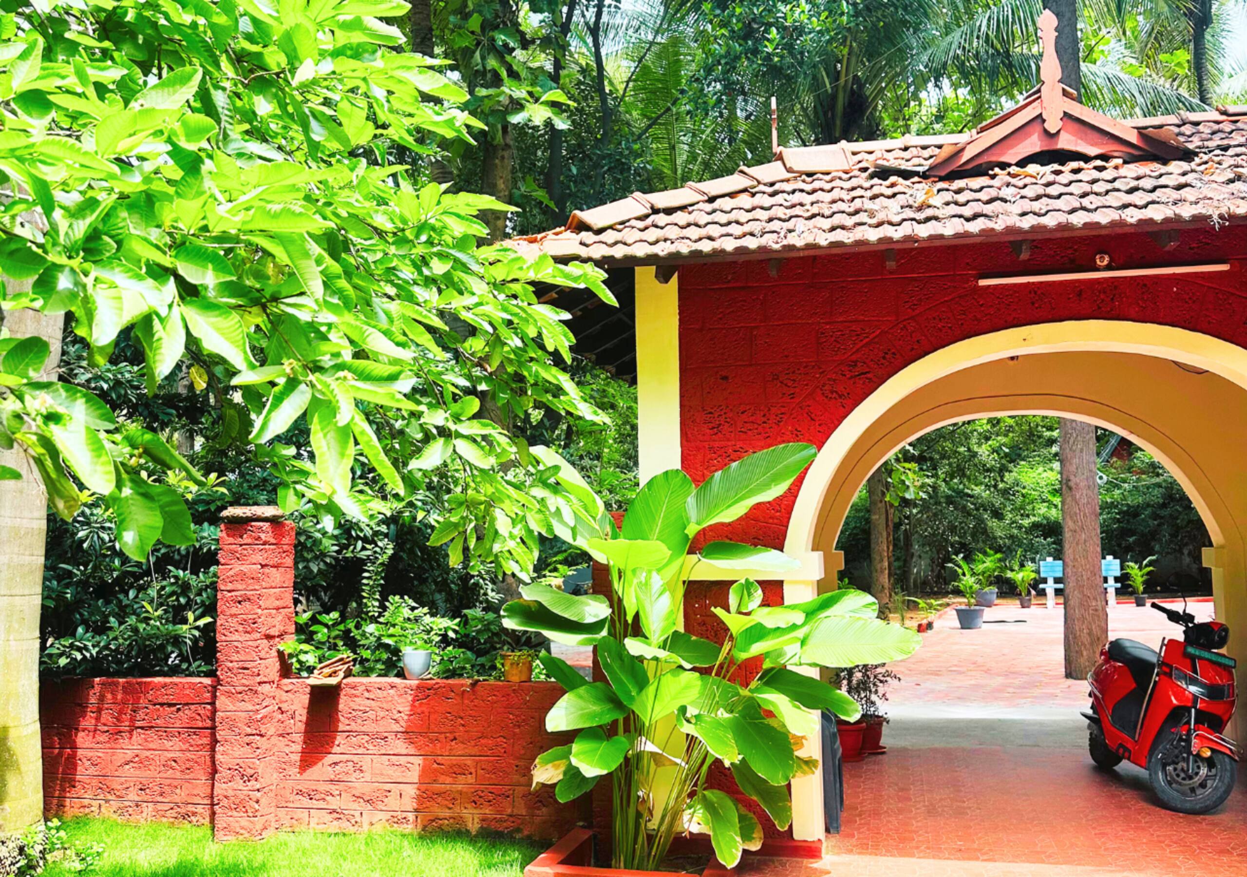 Ambara Kovilakam by Travent Mug 30
