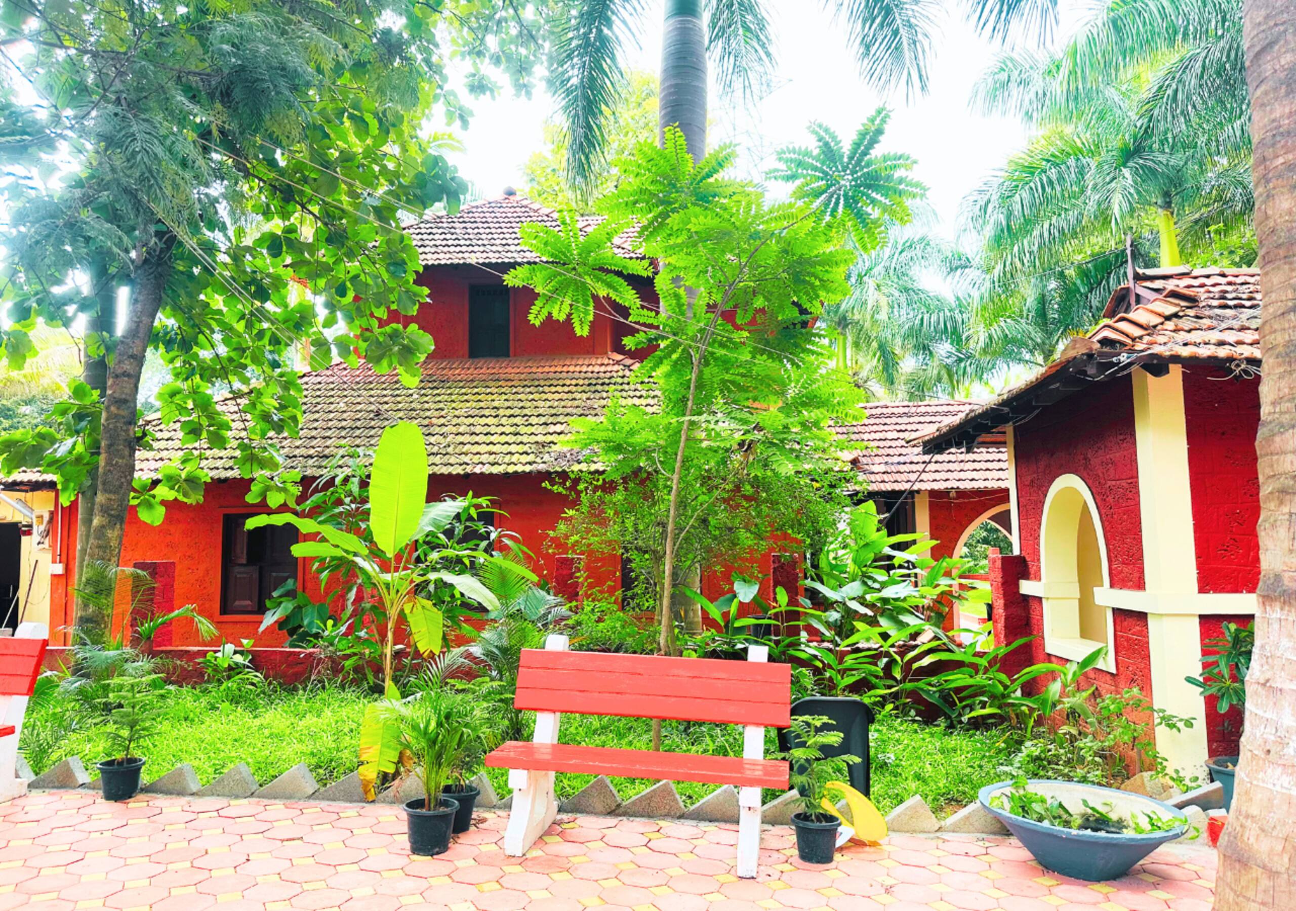Ambara Kovilakam by Travent Mug 33