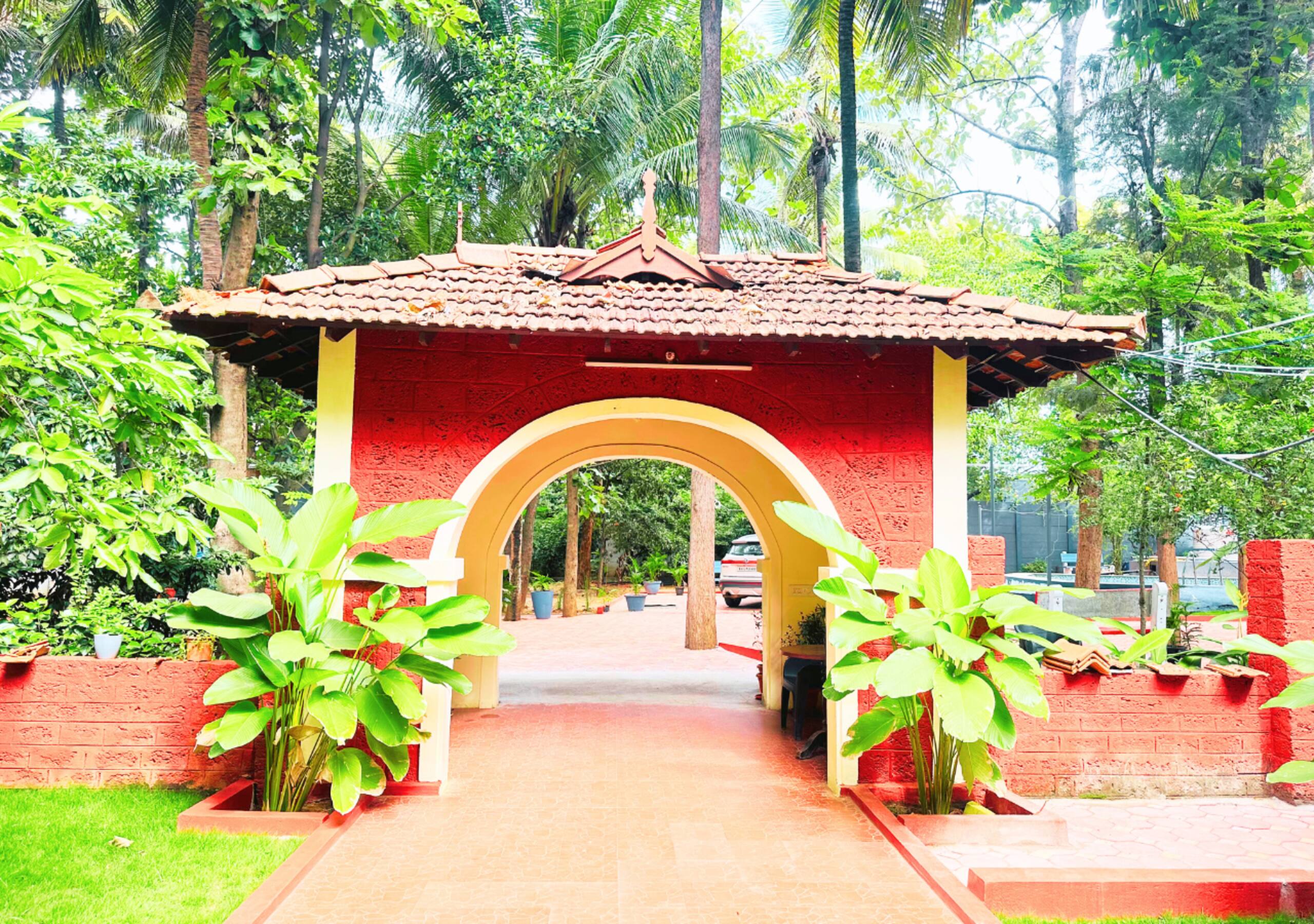 Ambara Kovilakam by Travent Mug 13