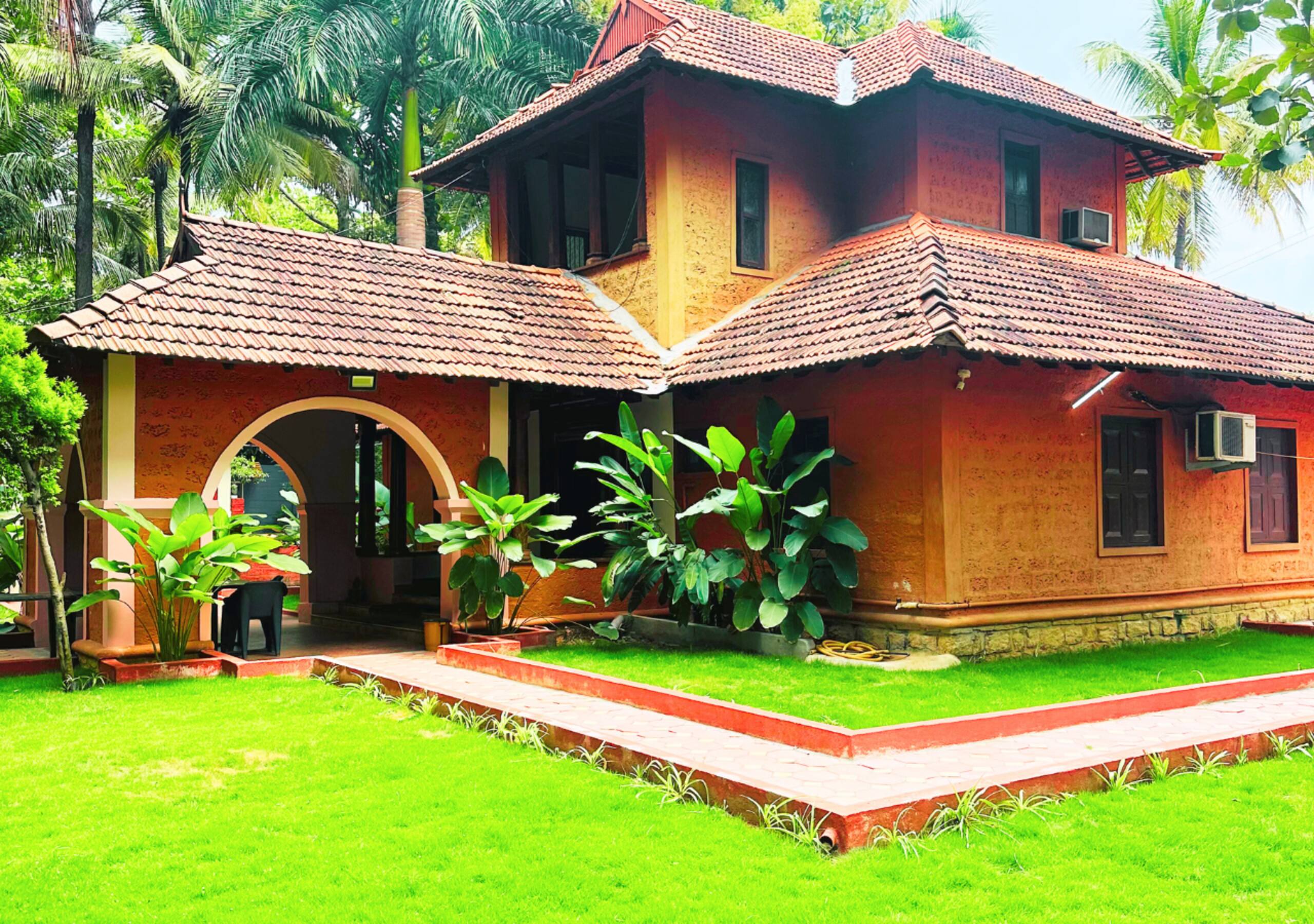 Ambara Kovilakam by Travent Mug 22