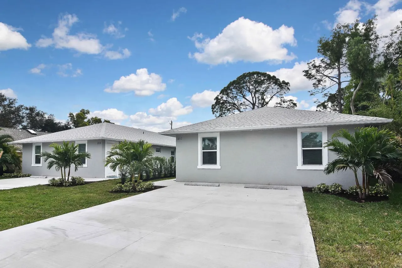 Sun-Kissed Getaway: Modern 2BR Condo Near Naples' Pristine Shores 17